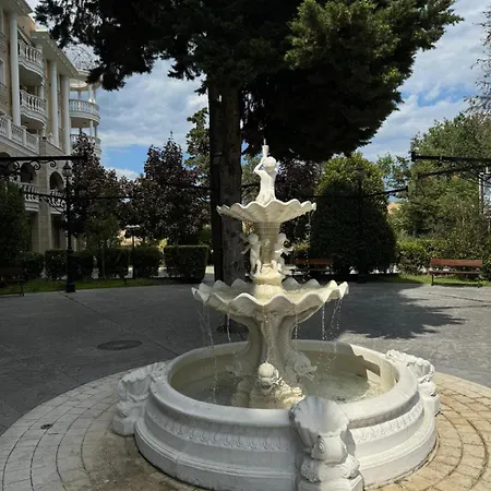 Roma Apartment *
